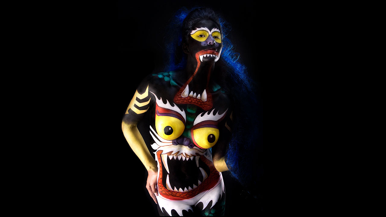 perroamarillo-bodypaint-dragon